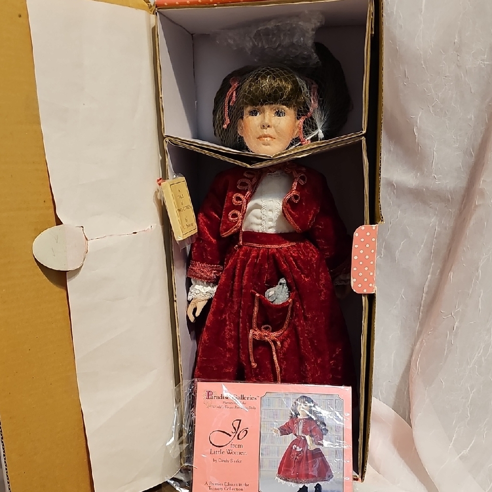 VTG - Paradise Galleries "Jo" Porcelain Doll